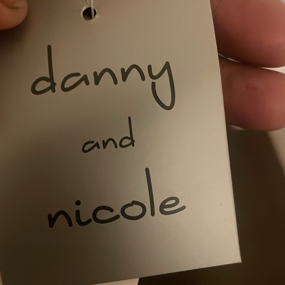 Simply beautiful new tag attached sweater dress - Picture 10 of 15